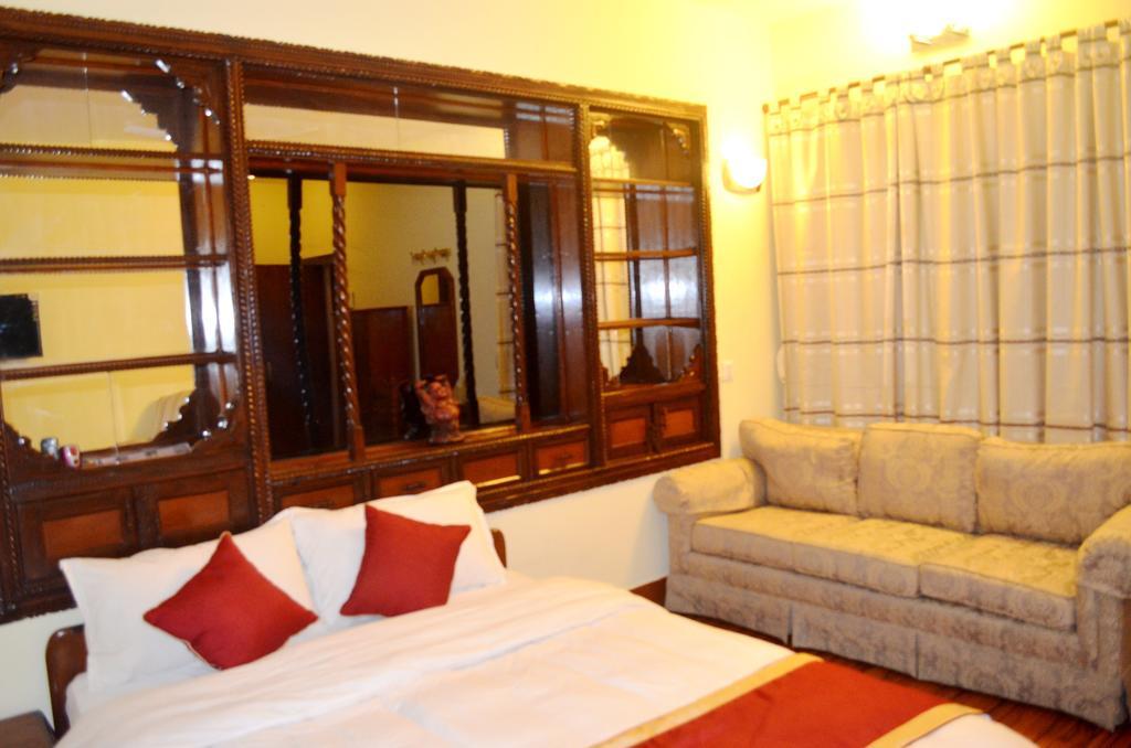 Potala Tourist Home Катманду Номер фото