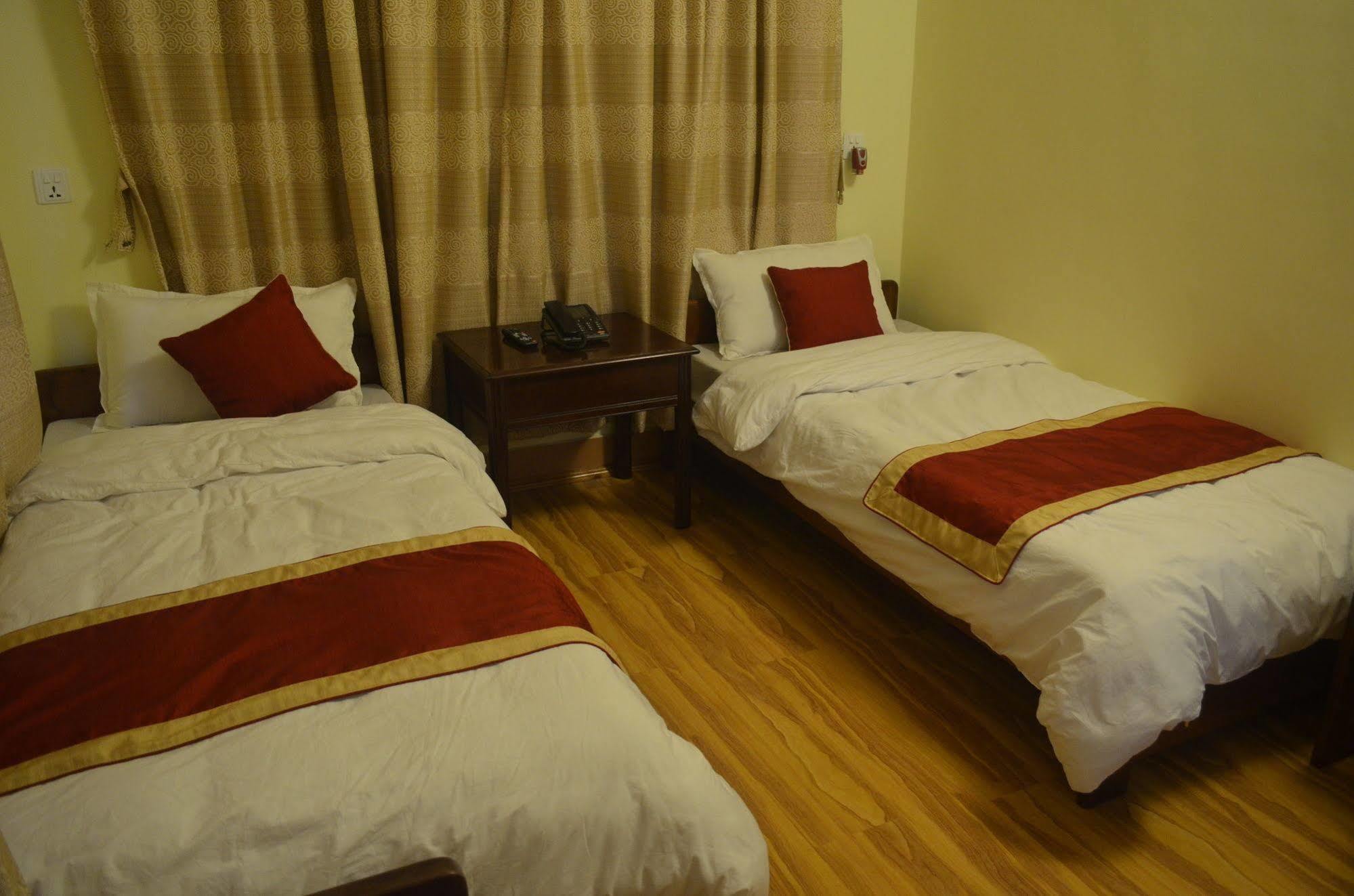 Potala Tourist Home Катманду Екстер'єр фото